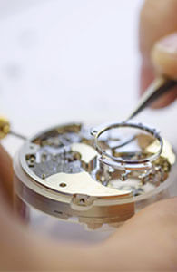手表機(jī)芯維修