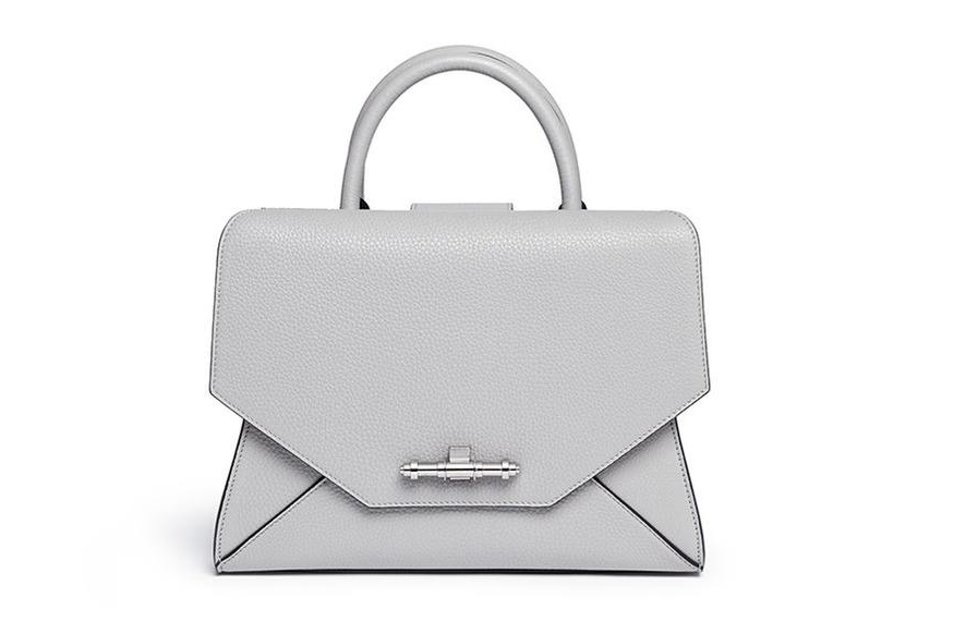 紀(jì)梵希包包修復(fù)