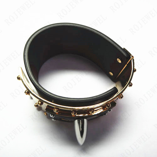 個性款金屬手鐲補螺絲