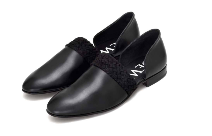 皮鞋皮破了怎么修復(fù)？哪里可以修皮鞋？