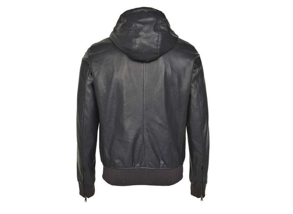 哪里可以修復(fù)奢侈品皮衣上的霉斑呢？