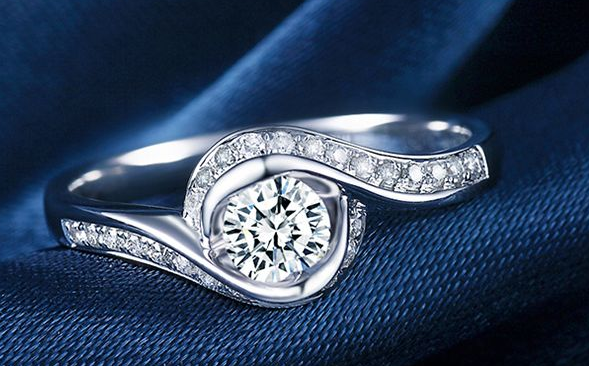 買了裸鉆去哪里訂戒托？