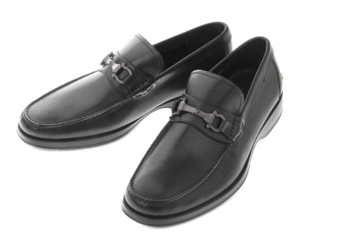 上海寶山區(qū)附近的修鞋店在哪里？