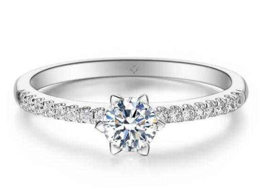 求婚戒指去哪里定制比較好？