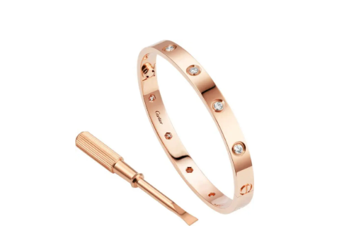 卡地亞情侶手鐲維修應(yīng)該怎么做