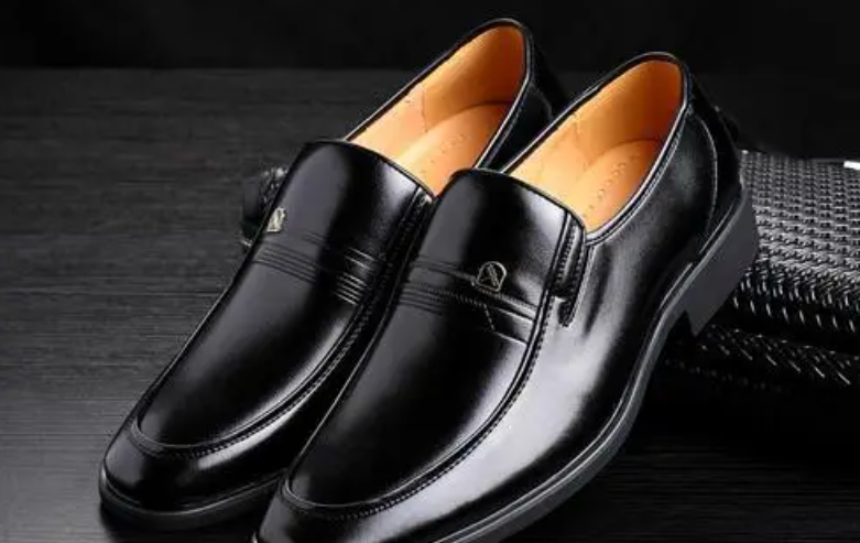 皮鞋怎么保養(yǎng)