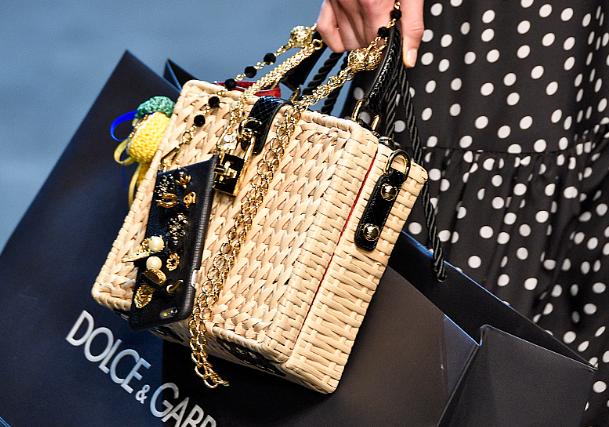 哪里有舊包包翻新