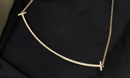 蒂芙尼笑臉項(xiàng)鏈斷后維修