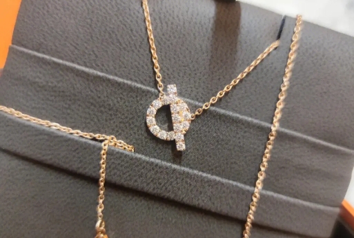 項(xiàng)鏈修復(fù)（項(xiàng)鏈斷了怎么修復(fù)）