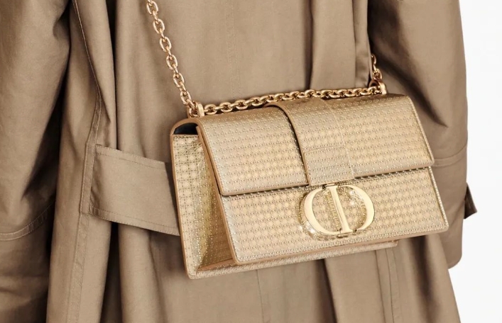 包包金屬劃痕怎么修復(fù)？包包金屬劃痕怎么處理？