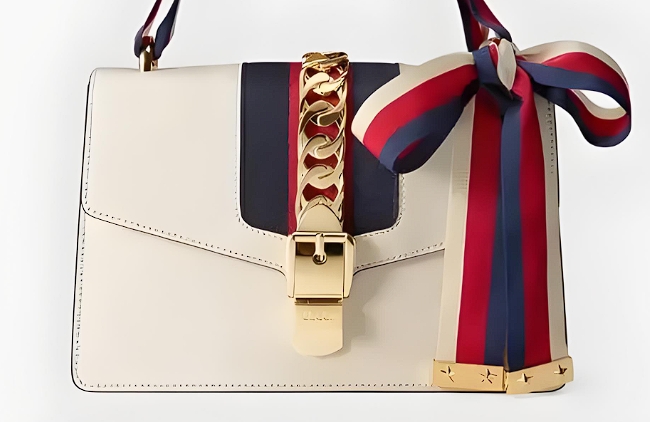 奢侈品Gucci包包損壞后該如何修復(fù)？