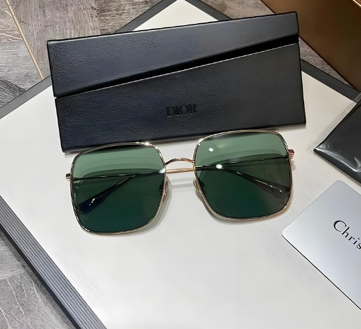 Dior墨鏡腿斷了能修嗎？Dior眼睛維修去哪里？