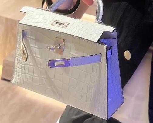 愛馬仕kelly修復(fù)一次多少錢？愛馬仕kelly修復(fù)去哪里？