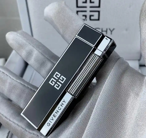 紀(jì)梵希打火機(jī)打不著火維修需要多少錢？附近哪里能修打火機(jī)？