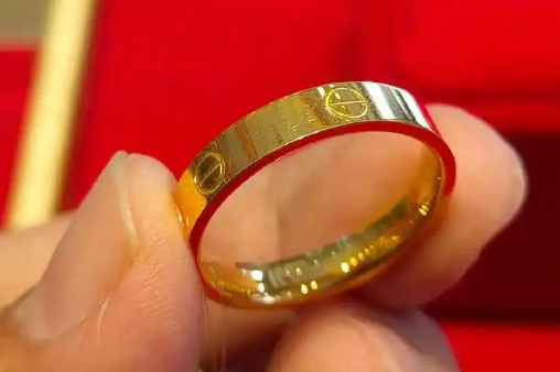 卡地亞戒指磕壞一個(gè)角，維修難度大嗎？