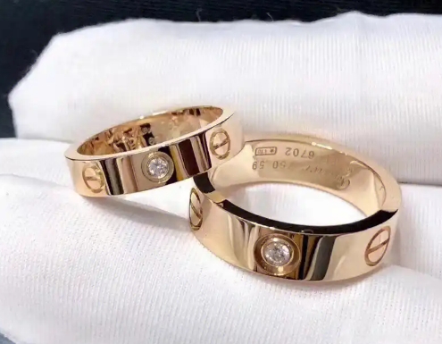 卡地亞戒指磕壞一個角，維修難度大嗎？