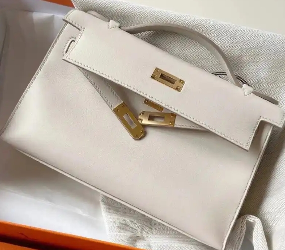 愛馬仕包包的皮革保養(yǎng)技巧