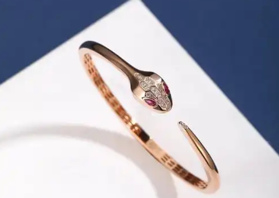 寶格麗手鐲可以維修嗎？值得修理還是直接更換？