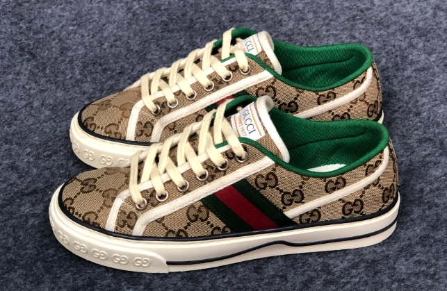 皮鞋清洗護(hù)理技巧