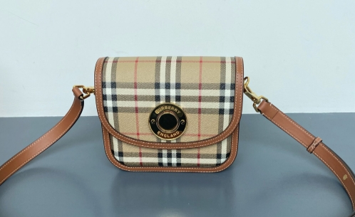 巴寶莉包包磨損怎么辦？3個(gè)步驟快速修復(fù)