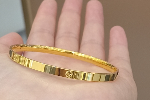 卡地亞手鐲變形修復(fù)價(jià)格怎么算的？卡地亞手鐲維修店