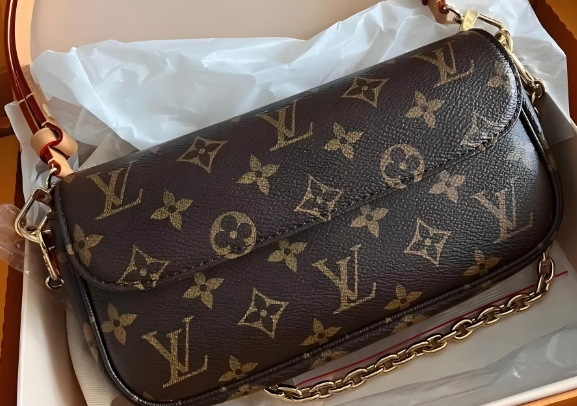 LV包包維修價格大揭秘，看看你被坑了沒？