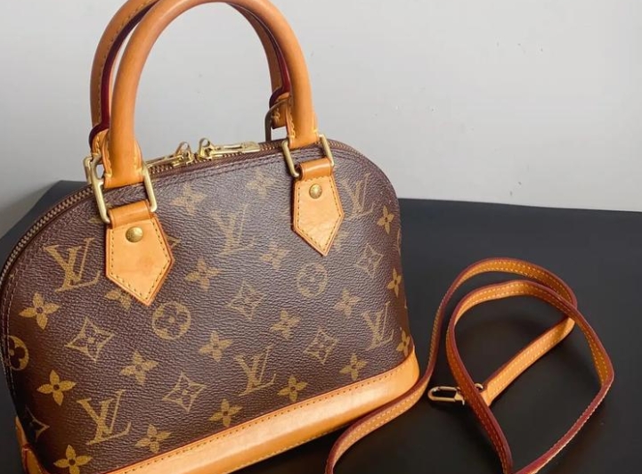 Iv包包維修大約多少錢？Iv包壞了去哪里修？