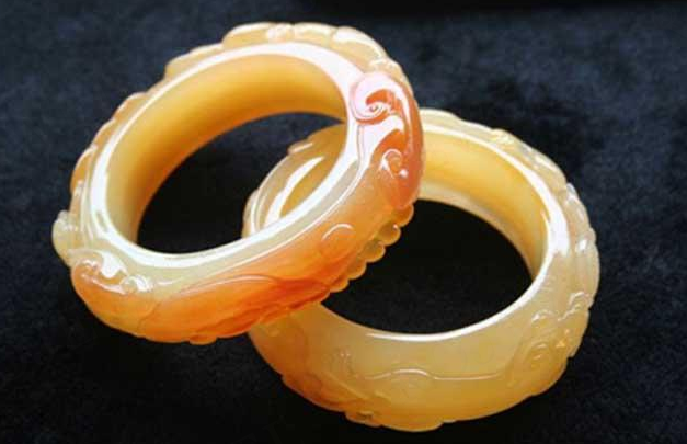 黃龍玉精品手鐲斷裂怎么辦？哪種修復(fù)方法好用！