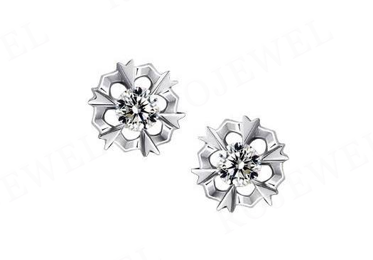 白金耳釘泛黃是怎么回事？你的白金耳釘泛黃嗎？